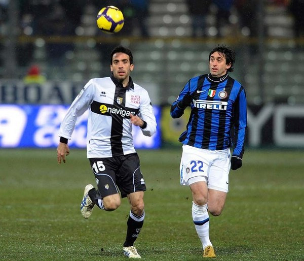 财团收购莫 财团收购莫