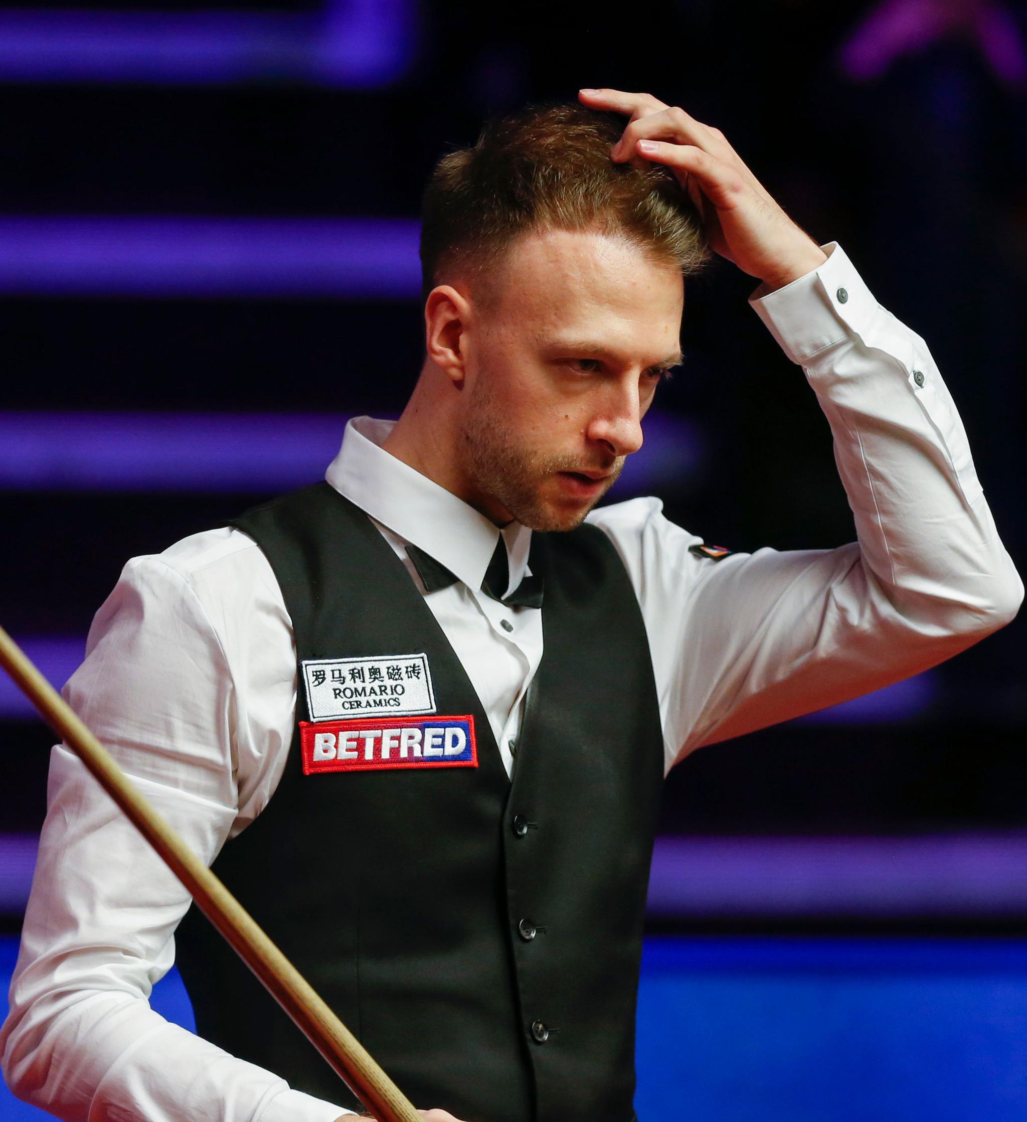 中立场地的 中立场地的