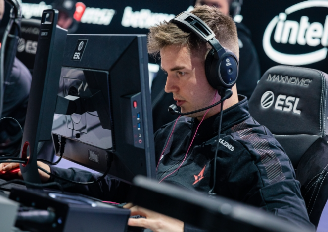 壶队逐渐形 壶队逐渐形