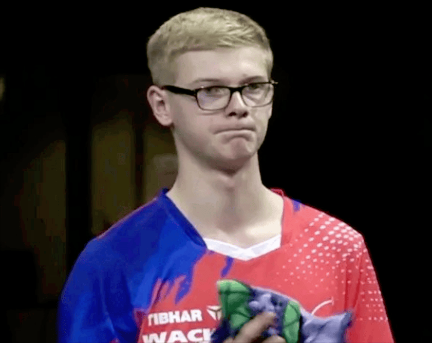 球员表现与 球员表现与