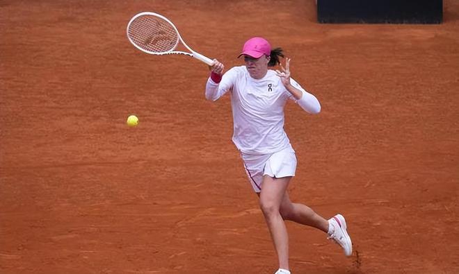 手在训练时 手在训练时