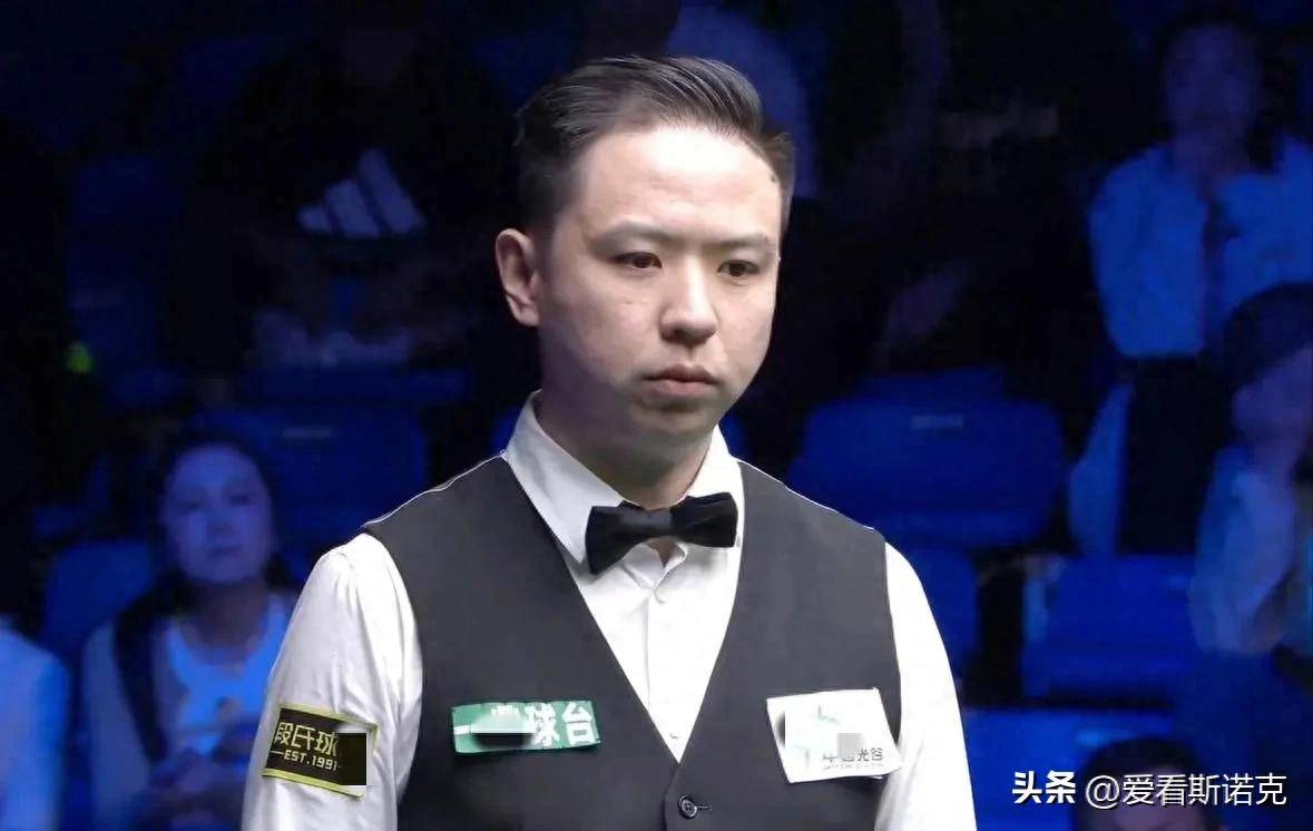 场上犯规或 场上犯规或