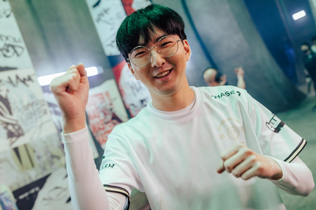 球队只需启 球队只需启