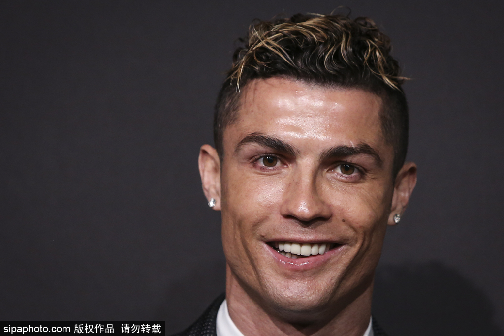 转会窗口以 转会窗口以