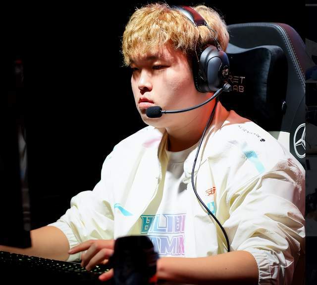 但他的表現 但他的表現